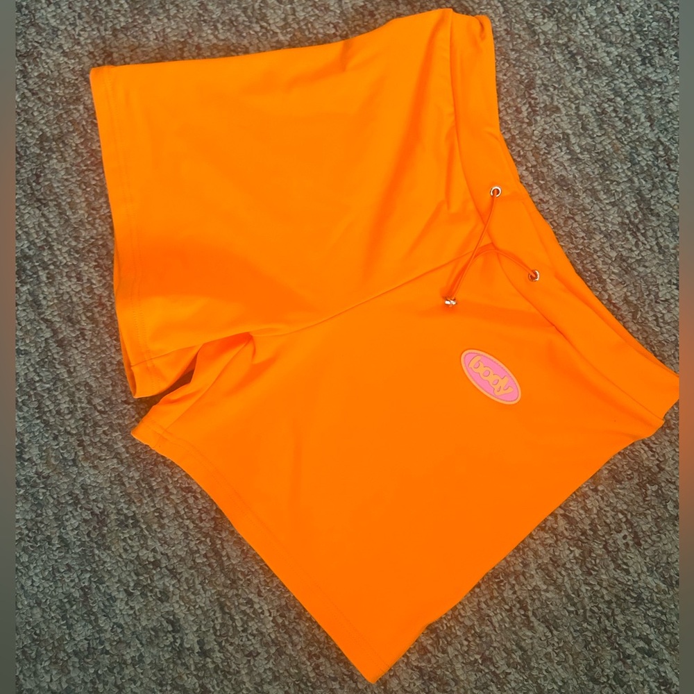 Body by Raven Tracy “IT GIRL” Tube Shorts